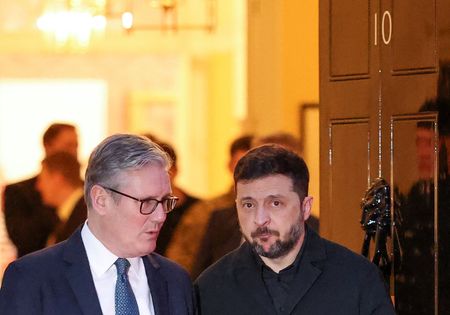 tagreuters.com2025binary_LYNXMPELB712Z-VIEWIMAGE