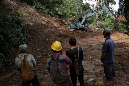 tagreuters.com2025binary_LYNXMPELB807X-VIEWIMAGE