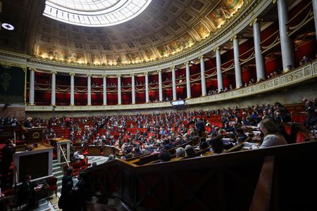 tagreuters.com2025binary_LYNXMPELB812G-VIEWIMAGE