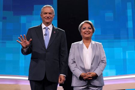 tagreuters.com2025binary_LYNXMPELB90I2-VIEWIMAGE