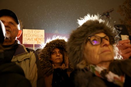 tagreuters.com2025binary_LYNXMPELBC0BF-VIEWIMAGE