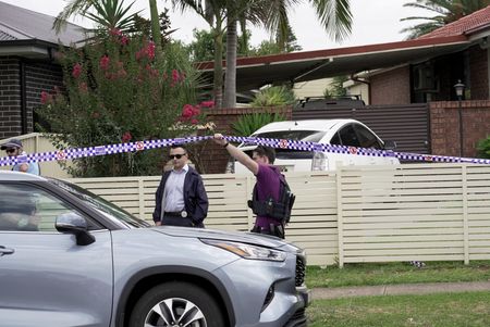 tagreuters.com2025binary_LYNXMPELBE0BU-VIEWIMAGE