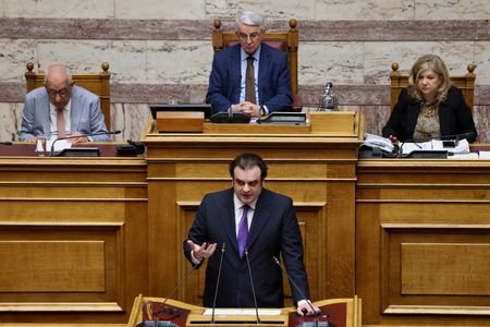 tagreuters.com2025binary_LYNXMPELBF13P-VIEWIMAGE