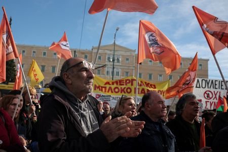 tagreuters.com2025binary_LYNXMPELBF13R-VIEWIMAGE