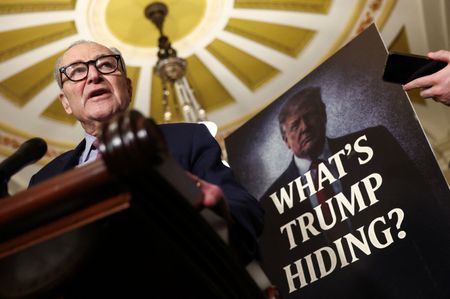 tagreuters.com2025binary_LYNXMPELBF14S-VIEWIMAGE