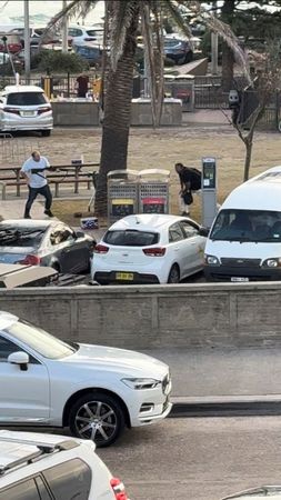 tagreuters.com2025binary_LYNXMPELBF19D-VIEWIMAGE