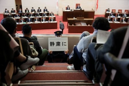 tagreuters.com2025binary_LYNXMPELBL05E-VIEWIMAGE