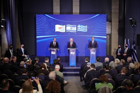 tagreuters.com2025binary_LYNXMPELBL0TG-VIEWIMAGE