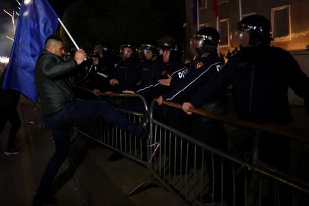 tagreuters.com2025binary_LYNXMPELBL0U0-VIEWIMAGE