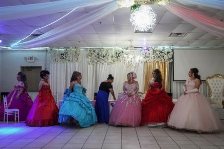 tagreuters.com2025binary_LYNXMPELBM0E3-VIEWIMAGE