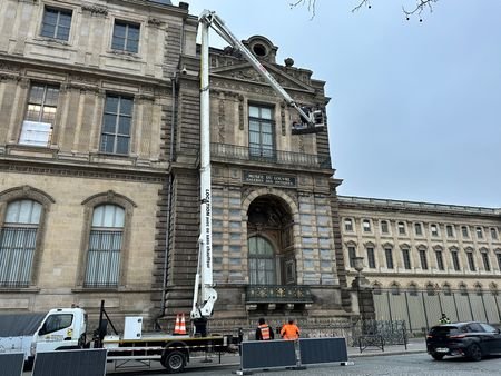 tagreuters.com2025binary_LYNXMPELBM0QZ-VIEWIMAGE