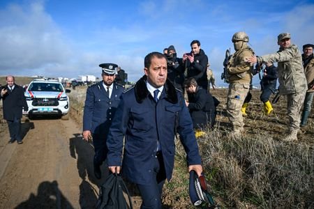 tagreuters.com2025binary_LYNXMPELBN0CW-VIEWIMAGE