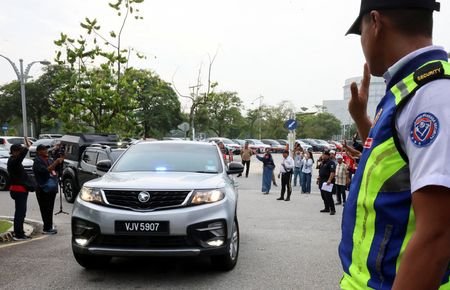 tagreuters.com2025binary_LYNXMPELBP098-VIEWIMAGE