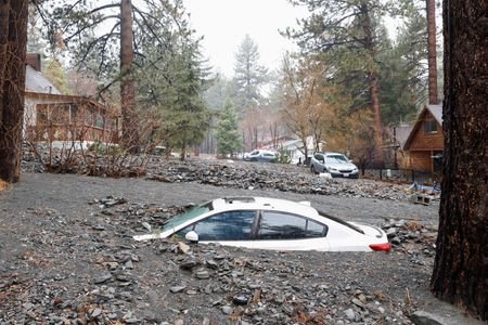 tagreuters.com2025binary_LYNXMPELBP0I5-VIEWIMAGE