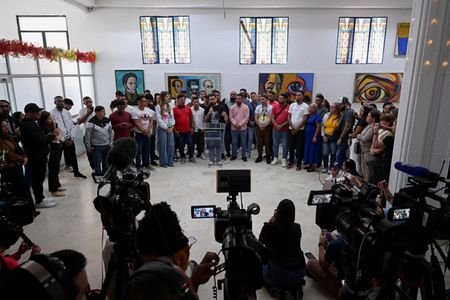 tagreuters.com2025binary_LYNXMPELBP0KD-VIEWIMAGE