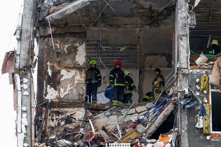 tagreuters.com2025binary_LYNXMPELBQ08M-VIEWIMAGE