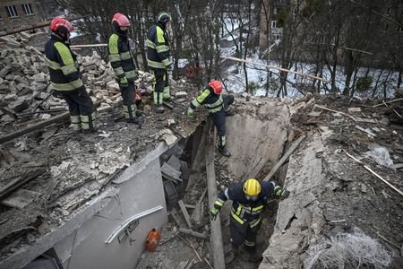 tagreuters.com2025binary_LYNXMPELBQ09L-VIEWIMAGE