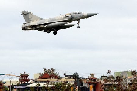 tagreuters.com2025binary_LYNXMPELBU029-VIEWIMAGE