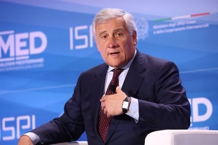 tagreuters.com2025binary_LYNXMPELBU0BU-VIEWIMAGE