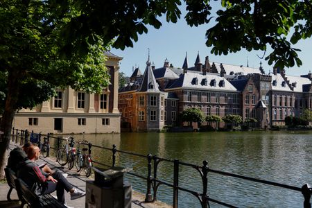 tagreuters.com2025binary_LYNXNPEL520M3-VIEWIMAGE