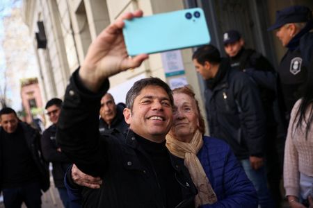 tagreuters.com2025binary_LYNXNPEL87029-VIEWIMAGE