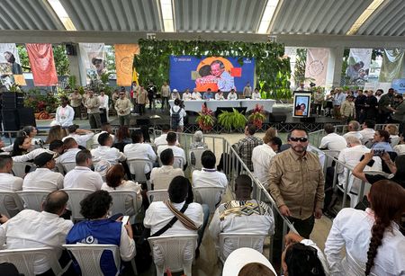 tagreuters.com2025binary_LYNXNPEL9E16H-VIEWIMAGE