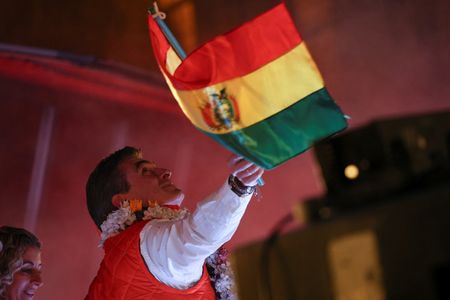 tagreuters.com2025binary_LYNXNPEL9J083-VIEWIMAGE