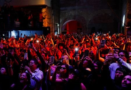 tagreuters.com2026binary_LYNXMPELBF0Q7-VIEWIMAGE