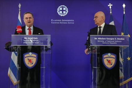 tagreuters.com2026binary_LYNXMPEM0J0QW-VIEWIMAGE