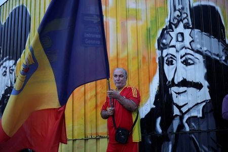Romania holds new presidential election