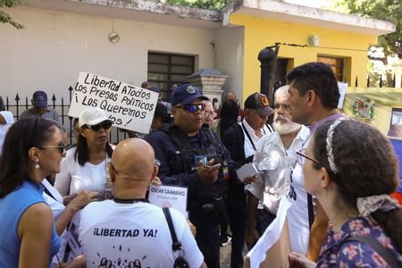 tagreuters.com2026binary_LYNXMPEM0M19K-VIEWIMAGE