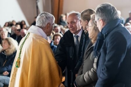 tagreuters.com2026binary_LYNXMPEM0N08I-VIEWIMAGE