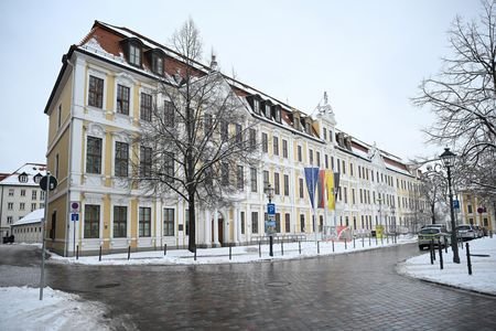 tagreuters.com2026binary_LYNXMPEM0R0QM-VIEWIMAGE