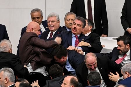 tagreuters.com2026binary_LYNXMPEM1A0ZM-VIEWIMAGE