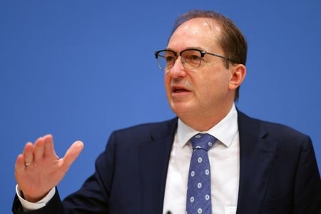 Press conference to present a study on unreported violence in