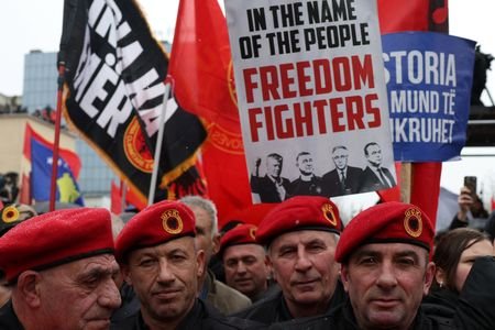 Kosovars protest in support of ex-fighters on trial for war