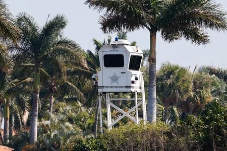 tagreuters.com2026binary_LYNXMPEM1L0BK-VIEWIMAGE