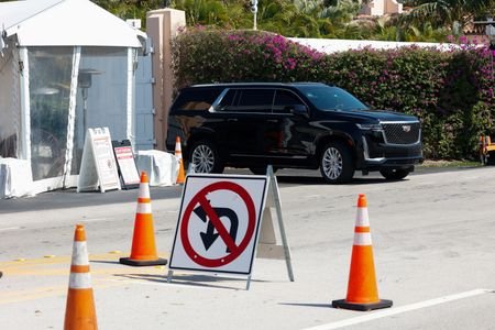 tagreuters.com2026binary_LYNXMPEM1L0CQ-VIEWIMAGE