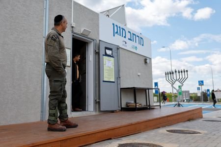 tagreuters.com2026binary_LYNXMPEM1R0IS-VIEWIMAGE