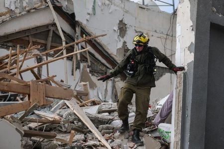 tagreuters.com2026binary_LYNXMPEM2010G-VIEWIMAGE