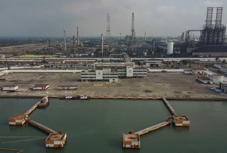 tagreuters.com2026binary_LYNXMPEM240R4-VIEWIMAGE