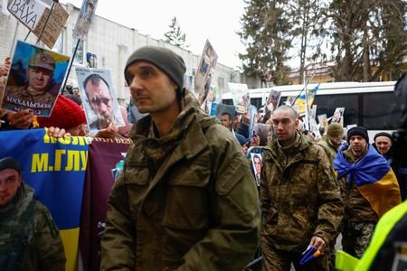 tagreuters.com2026binary_LYNXMPEM241A8-VIEWIMAGE