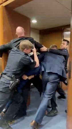 tagreuters.com2026binary_LYNXMPEM241FB-VIEWIMAGE