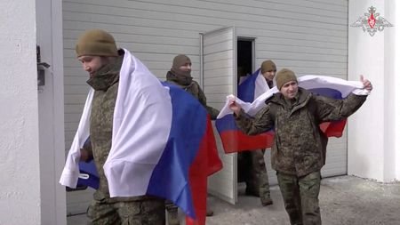 tagreuters.com2026binary_LYNXMPEM25101-VIEWIMAGE