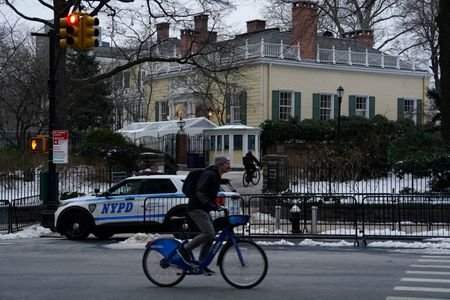 tagreuters.com2026binary_LYNXMPEM270H4-VIEWIMAGE