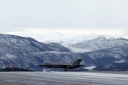 tagreuters.com2026binary_LYNXMPEM2B0QE-VIEWIMAGE