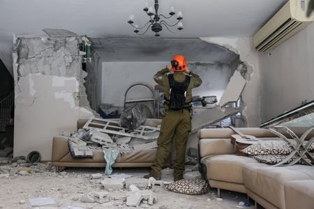 tagreuters.com2026binary_LYNXMPEM2F0MP-VIEWIMAGE