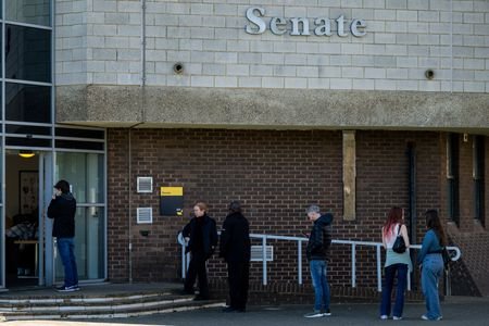 tagreuters.com2026binary_LYNXMPEM2H0U0-VIEWIMAGE