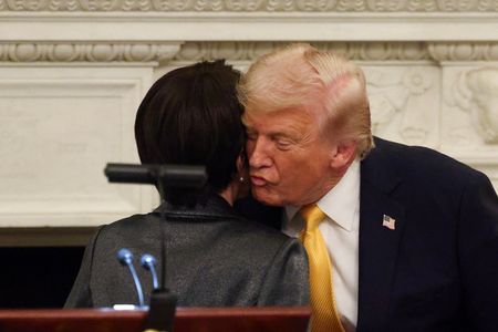 tagreuters.com2026binary_LYNXMPEM2I1HS-VIEWIMAGE