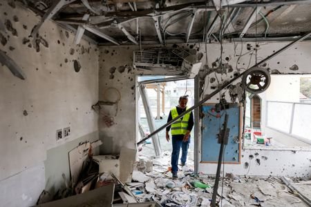 tagreuters.com2026binary_LYNXMPEM2K03O-VIEWIMAGE